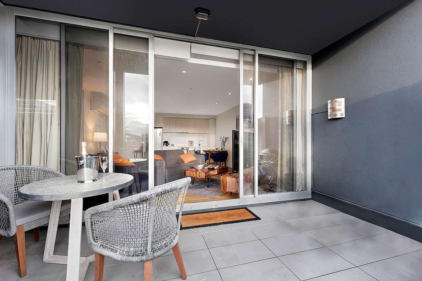 Exterior painting South Yarra – house facade and fence repainted by Newline Painting
