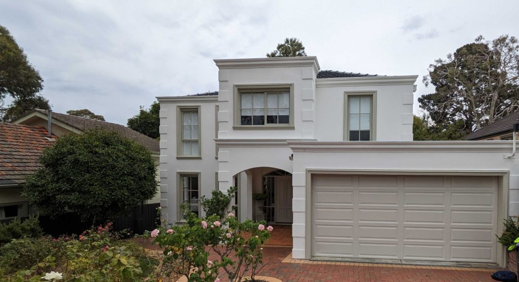 Exterior painting Yarraville – house facade and fence repainted by Newline Painting