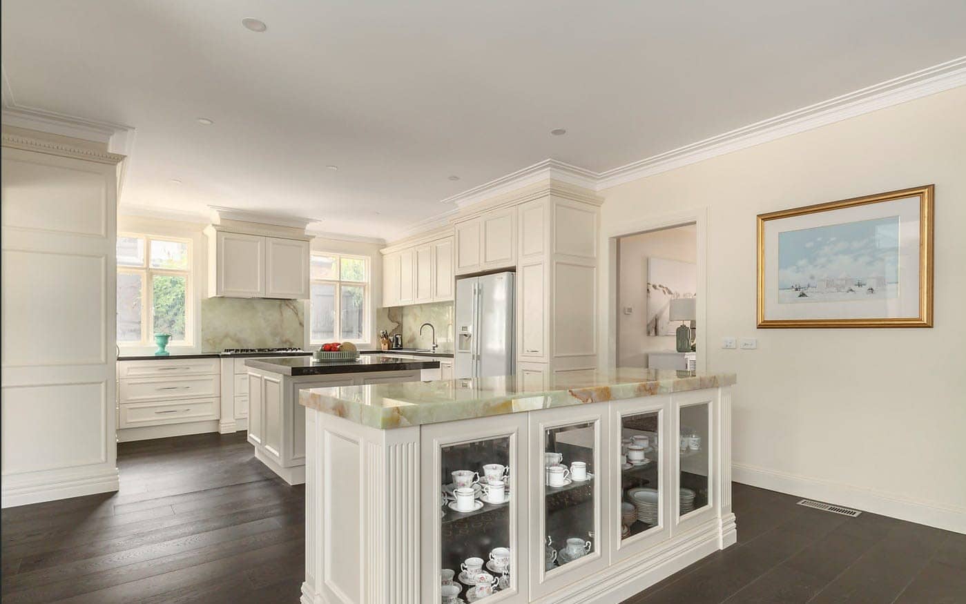 Interior painting North Melbourne – modern home refreshed by Newline Painting with premium Dulux paints